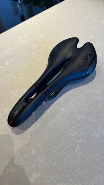 Selle Carbone San Marco Aspide Superleggera (185mm) - Occasion