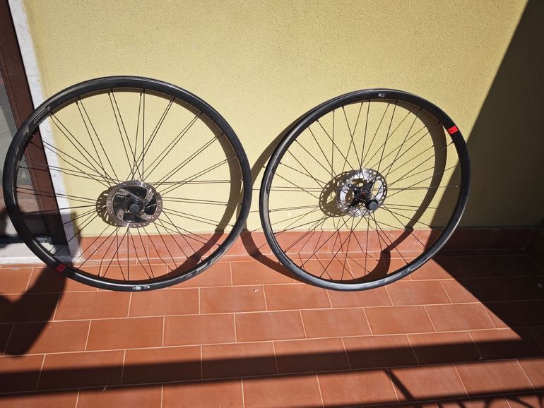 Used Fulcrum Speed 25 2023 bike — image 12 of 16