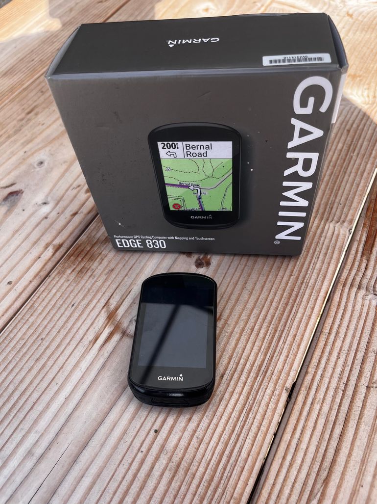 530 Sensor Bundle Garmin Edge 530 In The Box Garmin Edge 830