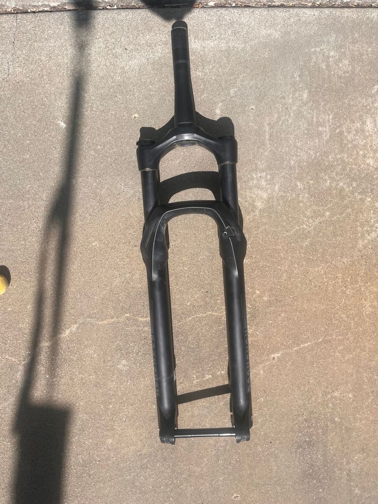 Used RockShox judy tk silver 2024 bike — image 1 of 9