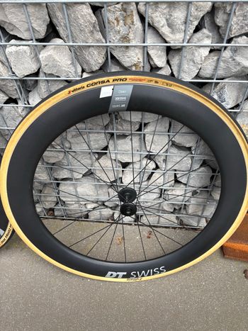Used Dt Swiss ARC 1400 dicut 62 2022 bike — image 4 of 5