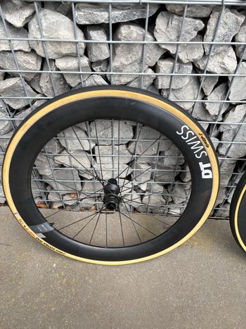 Used Dt Swiss ARC 1400 dicut 62 2022 bike — image 2 of 5