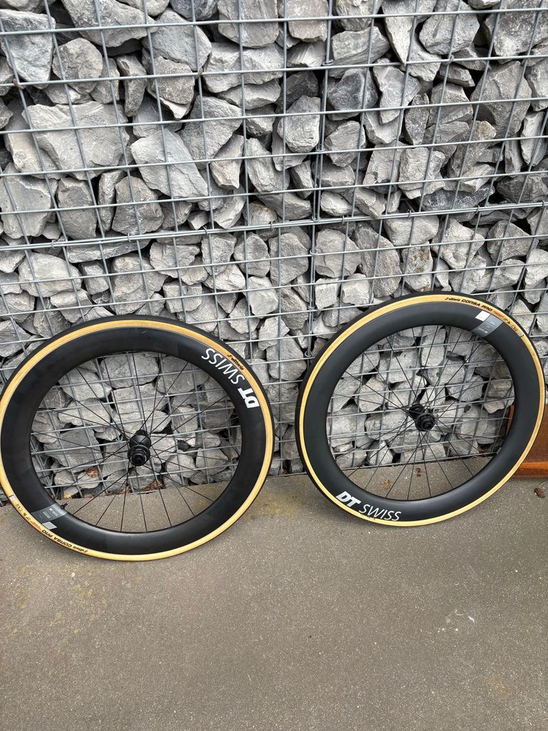 Used Dt Swiss ARC 1400 dicut 62 2022 bike — image 1 of 5