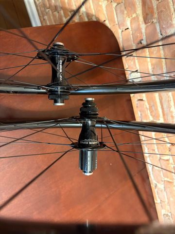 Used Enve SES 3.4 Chris King Ceramic 2023 bike — image 4 of 12