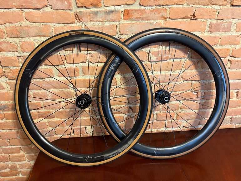 Used Enve SES 3.4 Chris King Ceramic 2023 bike — image 2 of 12