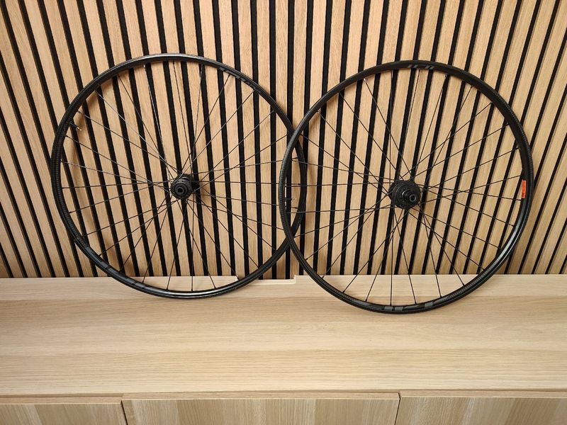 Used Zipp 101 XPLR 2023 bike — image 1 of 4