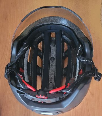 Used Uvex Casque de vélo bike — image 2 of 2