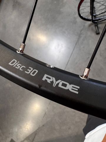 Brugt Lapierre Paire de roues Ryde Disc 30 (700c & 650b) 2025 bike — billede 8 af 9