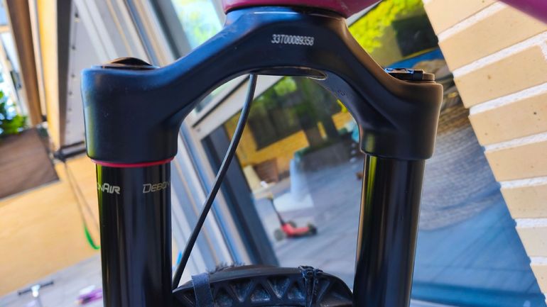 Used RockShox Pike select RC 29 160 bike — image 7 of 9