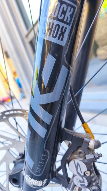 Used RockShox Pike select RC 29 160 bike — image 4 of 9