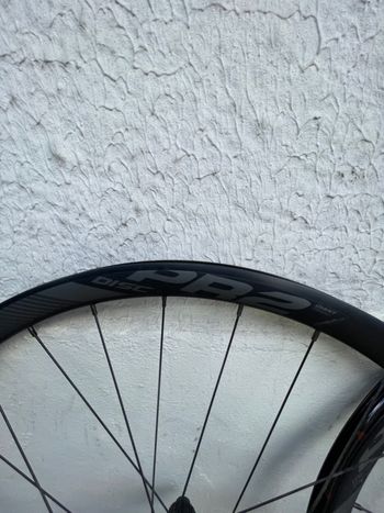 Used Giant PR2 disc 2022 bike — image 2 of 3