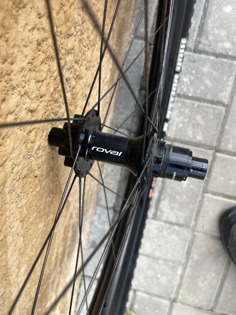 Roval Roval Traverse Carbon Mullet Wheelset null