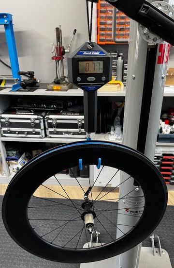 Brugt Montaggio a mano Carbon Rim 2025 bike — billede 5 af 6