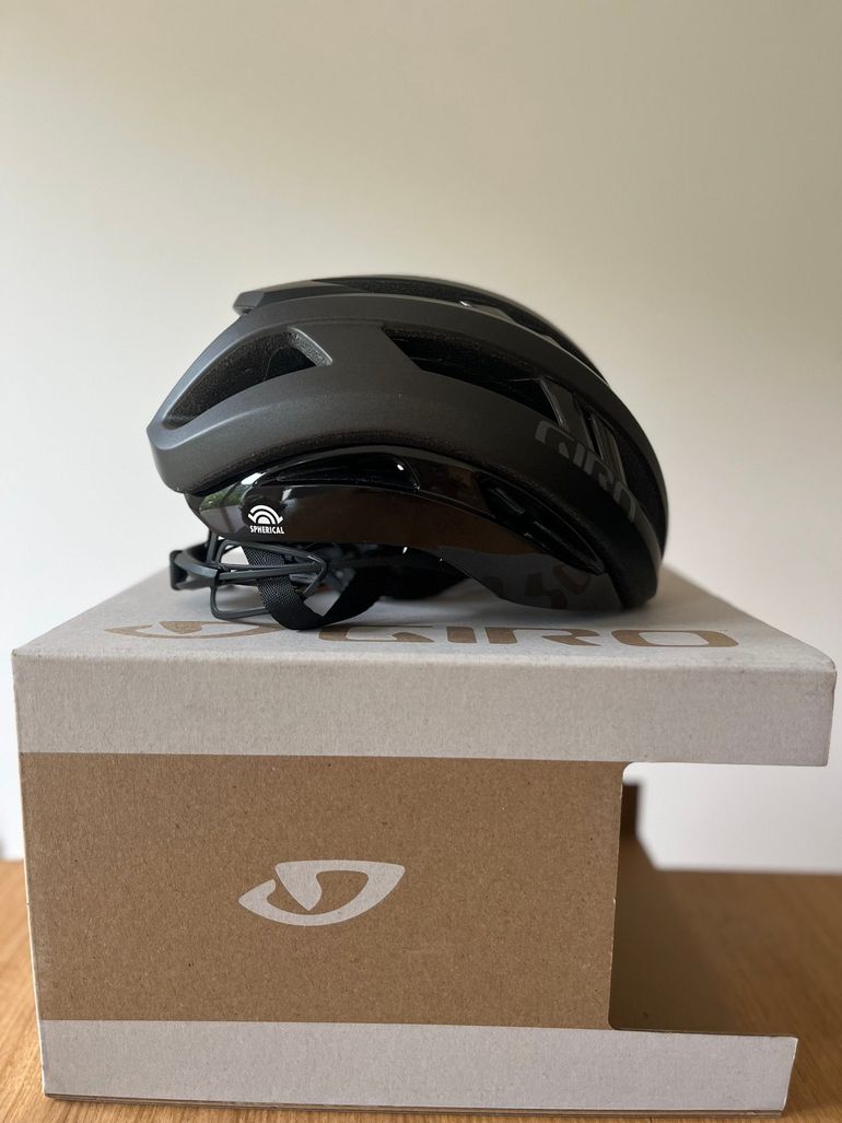 Použité Giro Casque Aries Spherical 2025 bike — obrázek 3 z 7