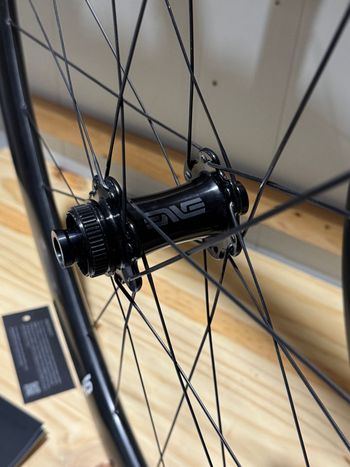 Used Enve foundation 45 * with upgraded hubs 2025 bike — image 6 of 8