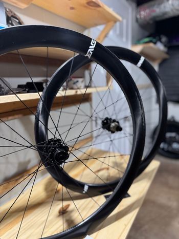 Used Enve foundation 45 * with upgraded hubs 2025 bike — image 5 of 8