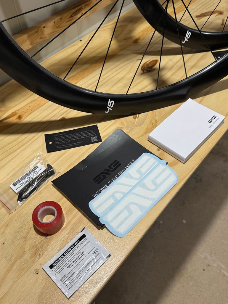 Used Enve foundation 45 * with upgraded hubs 2025 bike — image 8 of 8