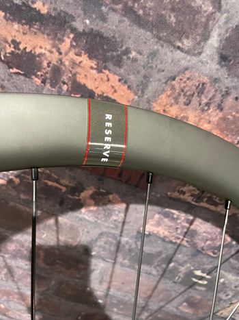 Reserve 34/37 Zipp 2024 bike usato — immagine 6 di 6