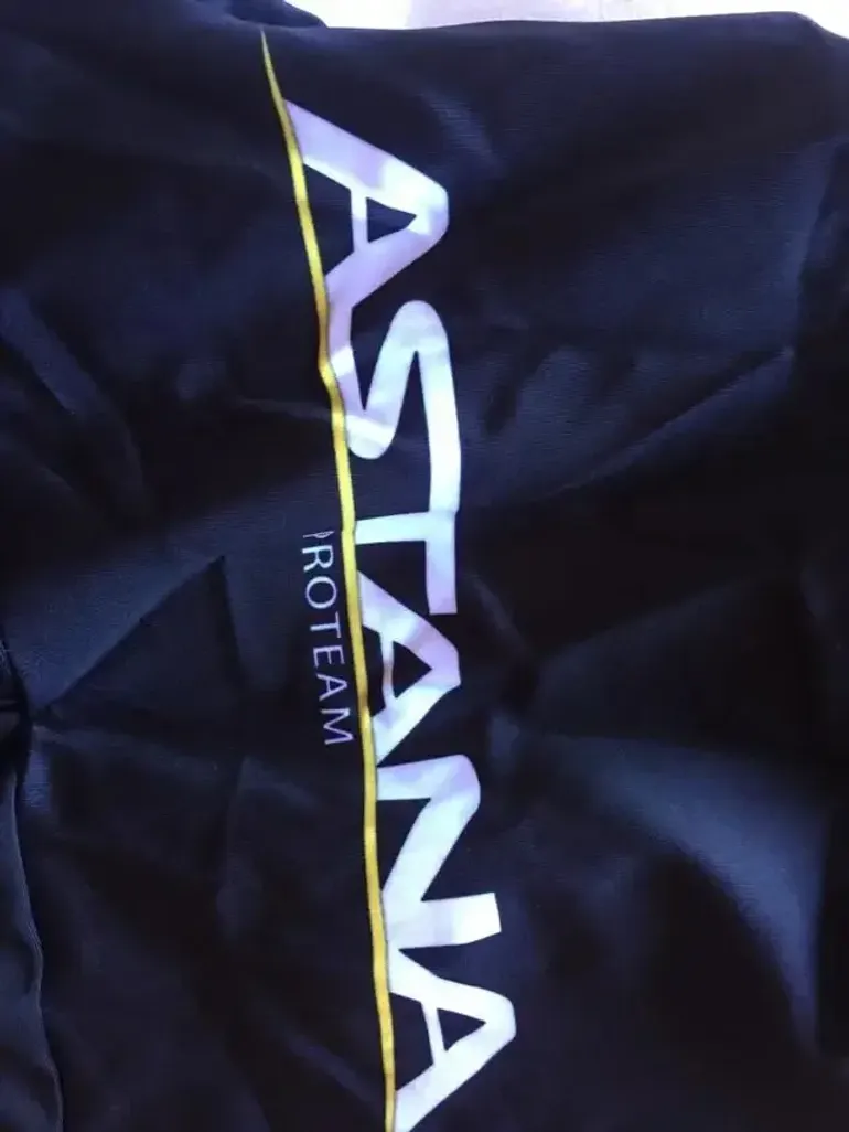 Used astana Completo ciclismo estivo "ASTANA" NUOVO etichette 2022 bike — image 10 of 10