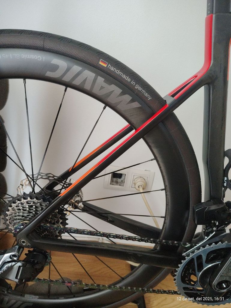 Brugt Mavic SL 45 DISC CARBONO 2025 bike — billede 2 af 4