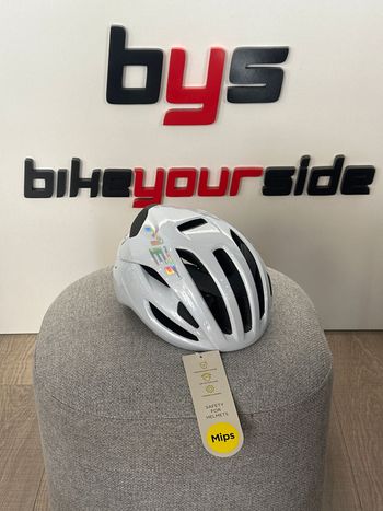 Used MET RIVALE MIPS 2025 Cycling Accessories