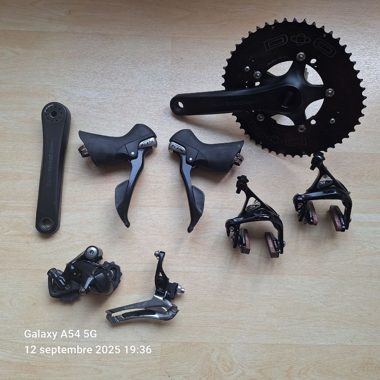 12 Speed Shimano 105 Groupset 2009 Shimano 105 Groupset