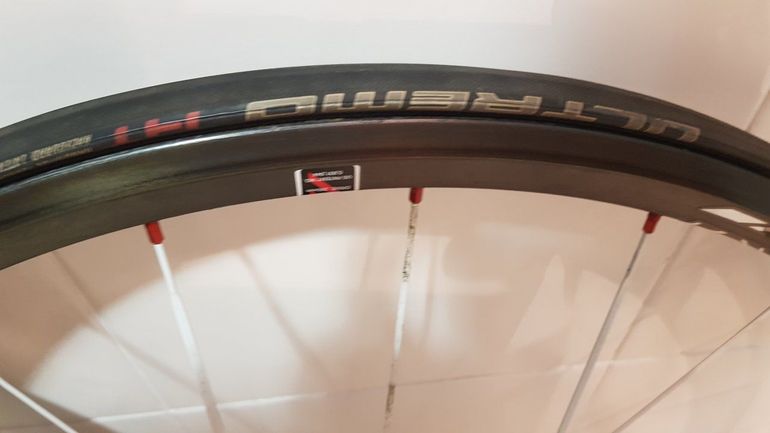 Used Bontrager Bontraguer XXX tubular carbono zapata 2011 bike — image 6 of 6
