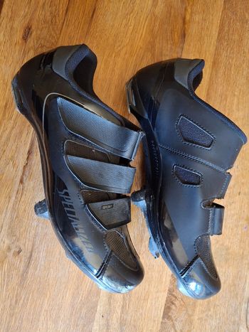 Used Specialized body goemetry 2017 bike — image 1 of 2