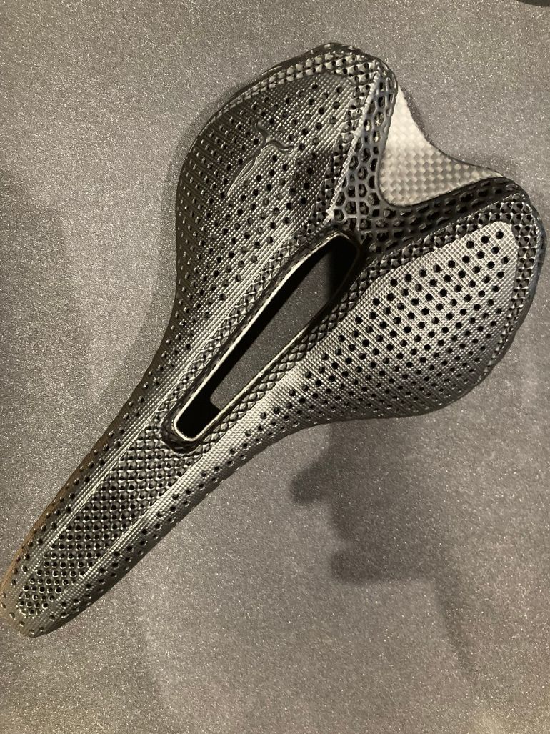 自転車本体 ELVES MAGIC OSSE 3D printed saddle ELVES MAGIC OSSE 3D Printed Saddle