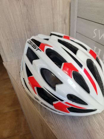 Used Acros casco 2021 Cycling Accessories