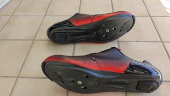 Used Gaerne carbon STL 2025 bike — image 4 of 8