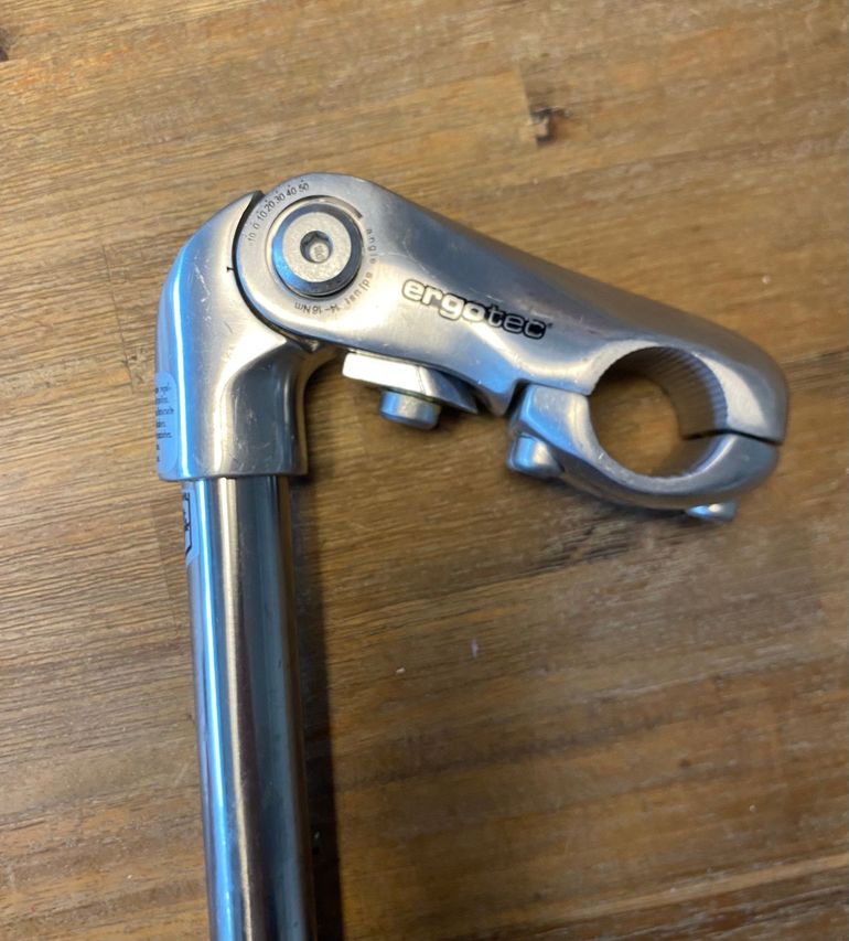 Used Ergotec potence plongeur 22,2 de diamètre renglable 2018 bike — image 1 of 8