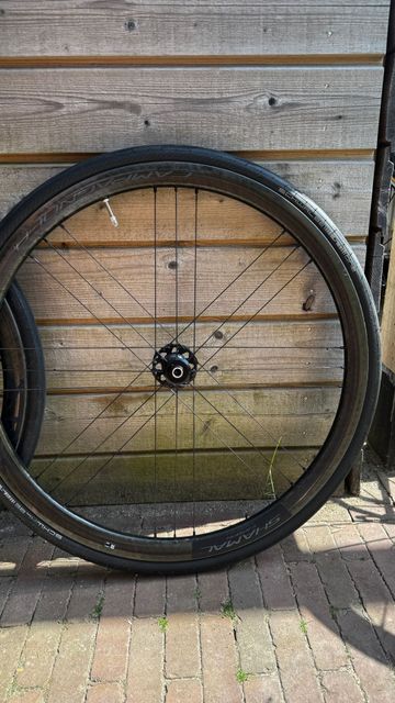 Gebrauchtes Campagnolo Shamal C21 2023 bike — Bild 3 von 5