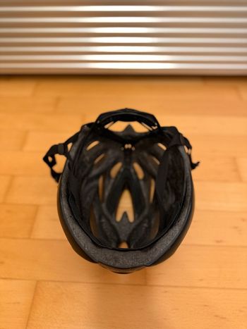 Używany Bell-helm-falcon-xrv 2025 bike — zdjęcie 4 z 4