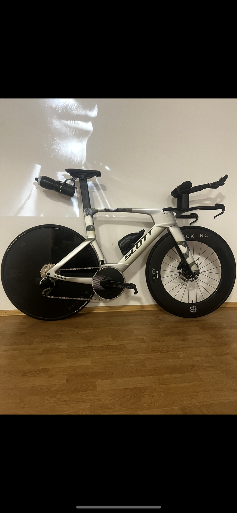 Black inc Zero 2023 bike de segunda mano — imagen 2 de 2