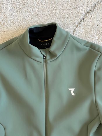 Used Ryzon Signature Thermal Bike Jacket 2023 bike — image 3 of 3