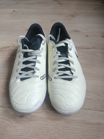 Used Nike Tiempo 2025 Football & Soccer