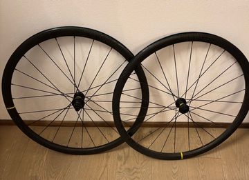 Brugt Mavic Cosmic SL 32 Disc 2023 bike — billede 3 af 7