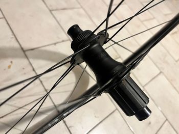 Tweedehands Bontrager Aelous Comp 5 bike — afbeelding 5 van 5