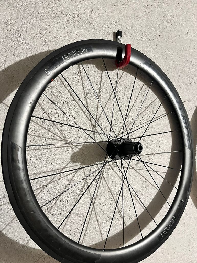 Tweedehands Bontrager Aelous Comp 5 bike — afbeelding 3 van 5