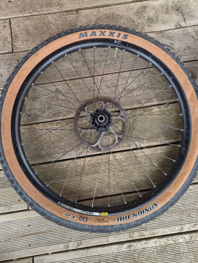 Used Mavic Sun ringle/mavic 2022 bike — image 2 of 3