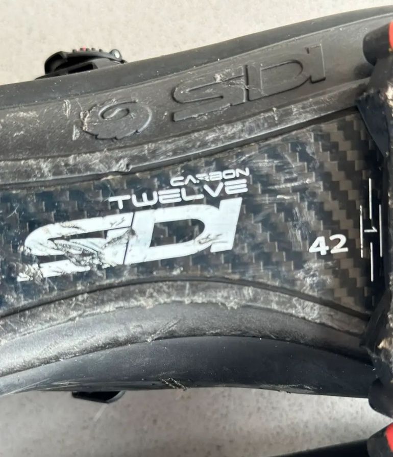 Used Sidi carbon 2021 bike — image 3 of 5