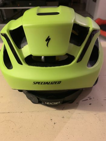 Used Specialized headset 2025 bike — image 2 of 5