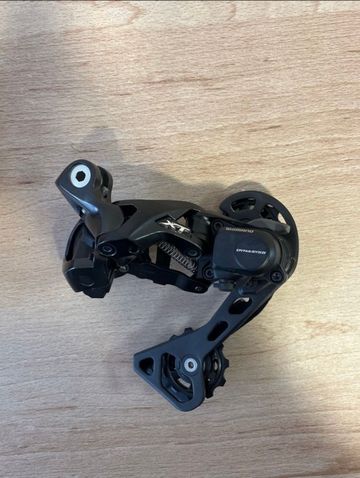Tweedehands Shimano desviador trasero xt di2 11v 2024 Drivetrain & Pedals