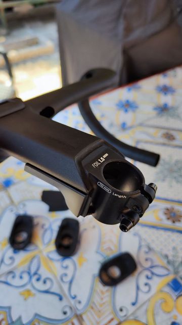 Brugt Syncros Creston 2.0 Aero Handlebar 2025 bike — billede 2 af 6