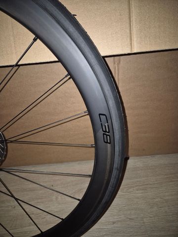 Brugt Roval C38 2025 bike — billede 2 af 4