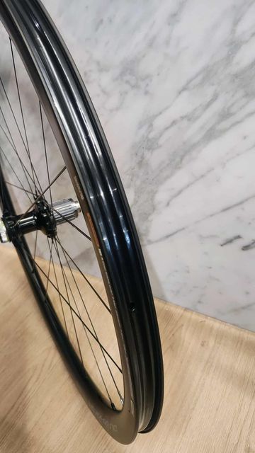 Brugt Shimano dura-ace c 36 2024 bike — billede 2 af 10
