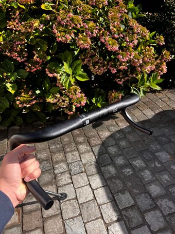Used Specialized Shallow Drop 2025 bike — image 2 of 6