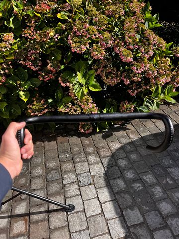 Used Specialized Shallow Drop 2025 bike — image 4 of 6