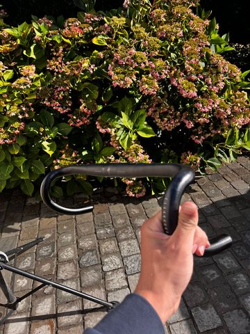 Used Specialized Shallow Drop 2025 bike — image 1 of 6